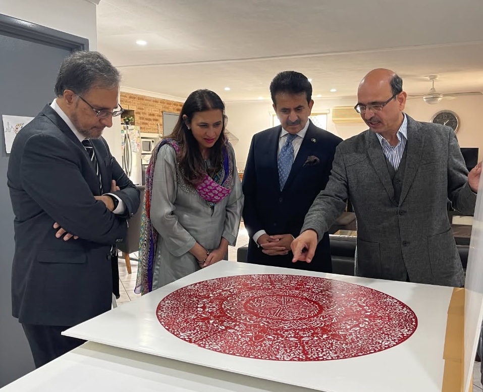 Showing Pakistani Ambassador my artwork